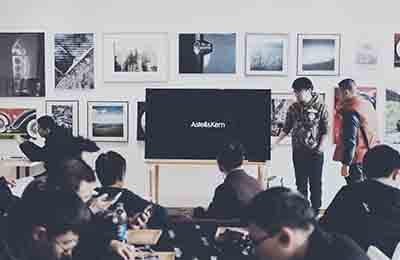 鄉(xiāng)鎮(zhèn)經(jīng)濟(jì)會(huì)議講話