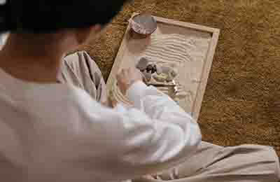 后現(xiàn)代與現(xiàn)代教育探討