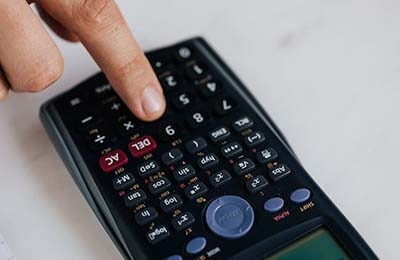 理財消費(fèi)論文